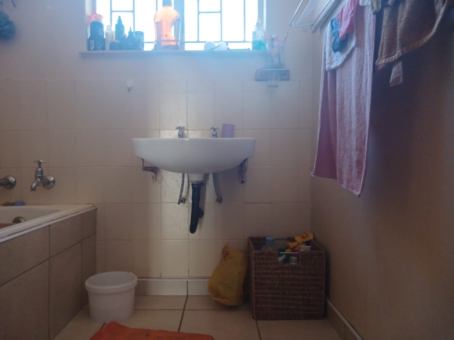 3 Bedroom Property for Sale in Roosheuwel Ext 2 North West